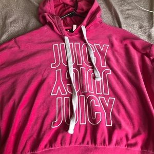 I’m selling a pink juicy couture sweater